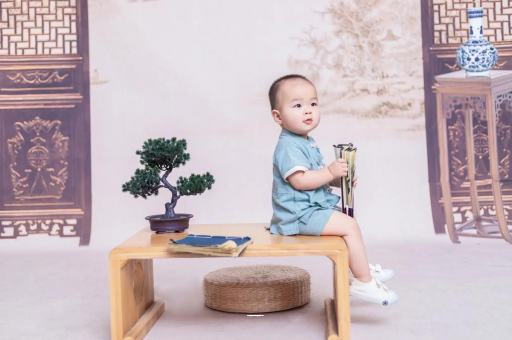 高唐孕妇肚子上的黑线